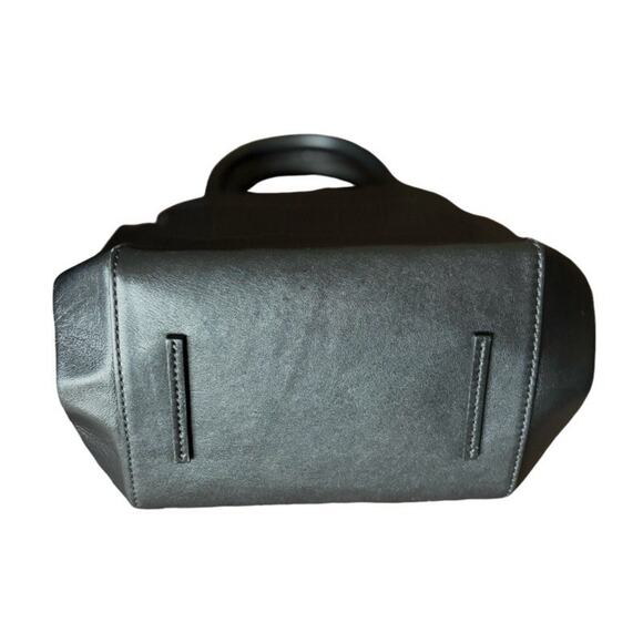 Aritzia Auxiliary Square Crossbody Bag Small Black Strap Mini Gold Hardware NWOT - Picture 6 of 9